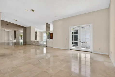 8725 Banyan Court Tamarac FL 33321