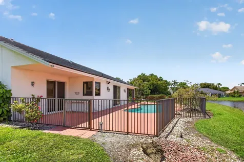 8725 Banyan Court Tamarac FL 33321