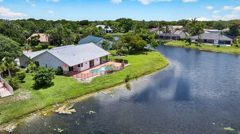8725 Banyan Court Tamarac FL 33321