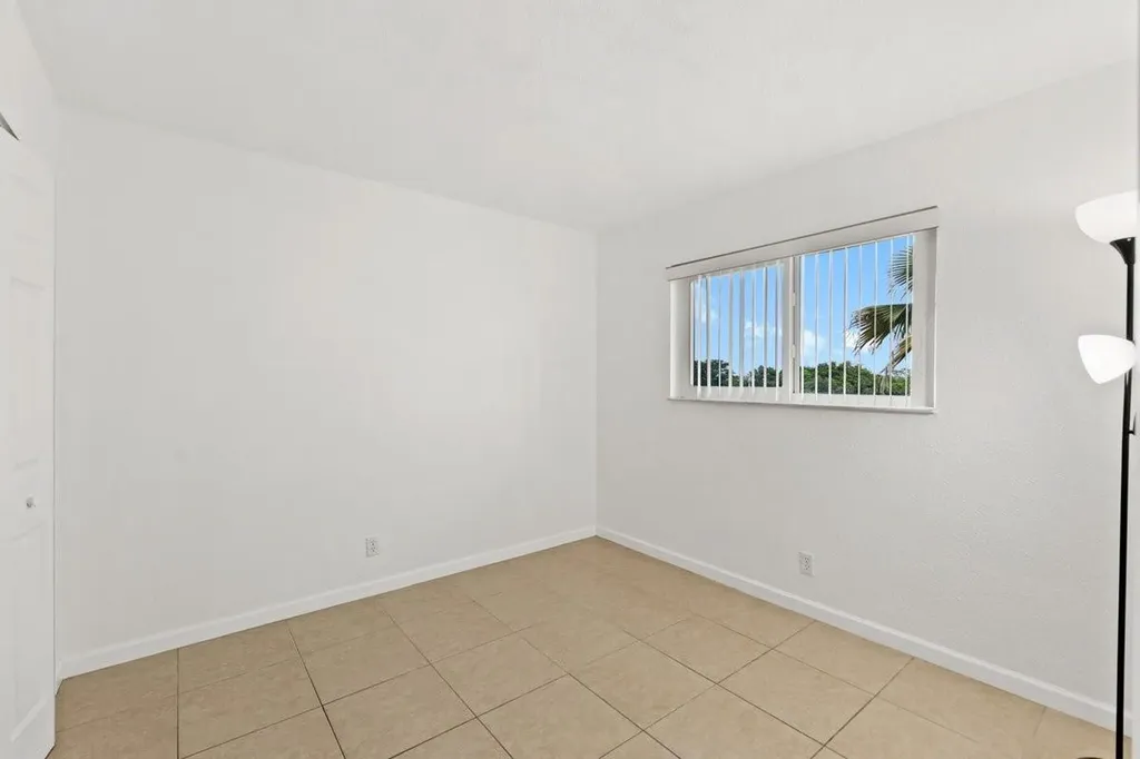 2106 S Cypress Bend Drive Pompano Beach FL 33069
