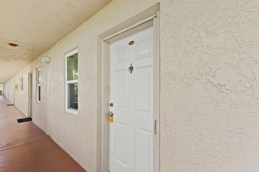 2106 S Cypress Bend Drive Pompano Beach FL 33069