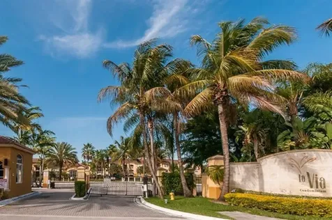 9615 NW 1st Court Pembroke Pines FL 33024