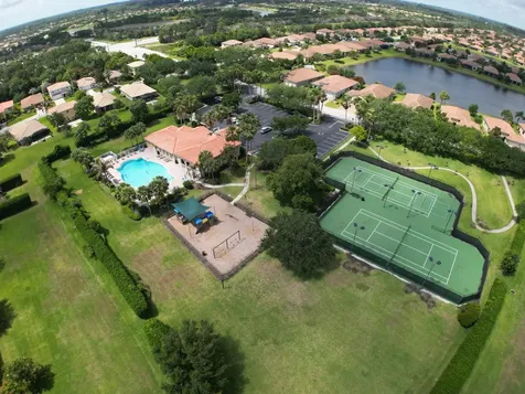 5574 43rd Court Vero Beach FL 32967