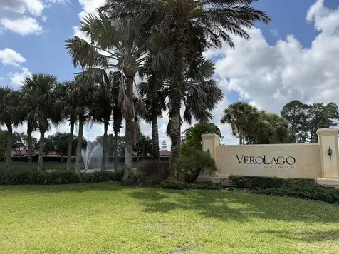 5574 43rd Court Vero Beach FL 32967