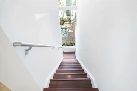 741 NE 4th Avenue Fort Lauderdale FL 33304