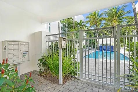 741 NE 4th Avenue Fort Lauderdale FL 33304