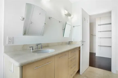 741 NE 4th Avenue Fort Lauderdale FL 33304