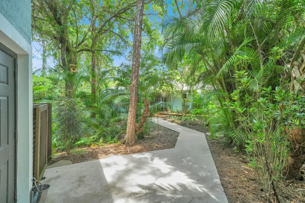 12566 Old Indiantown Road Jupiter FL 33478