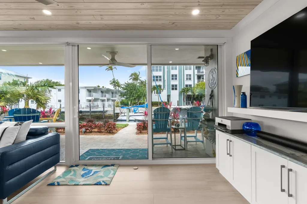 3211 SE 11th Street Pompano Beach FL 33062