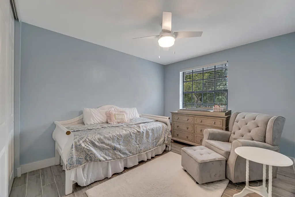 1222 Oakwater Drive Royal Palm Beach FL 33411