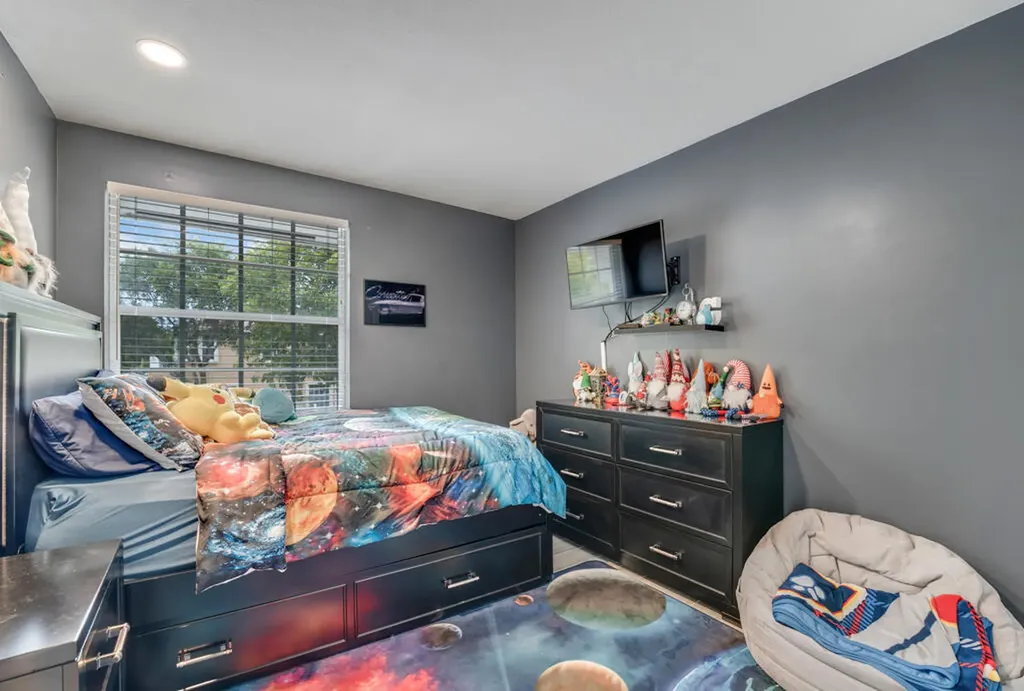 1222 Oakwater Drive Royal Palm Beach FL 33411