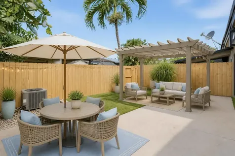 2260 Plum Court Pembroke Pines FL 33026