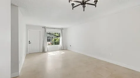 2260 Plum Court Pembroke Pines FL 33026
