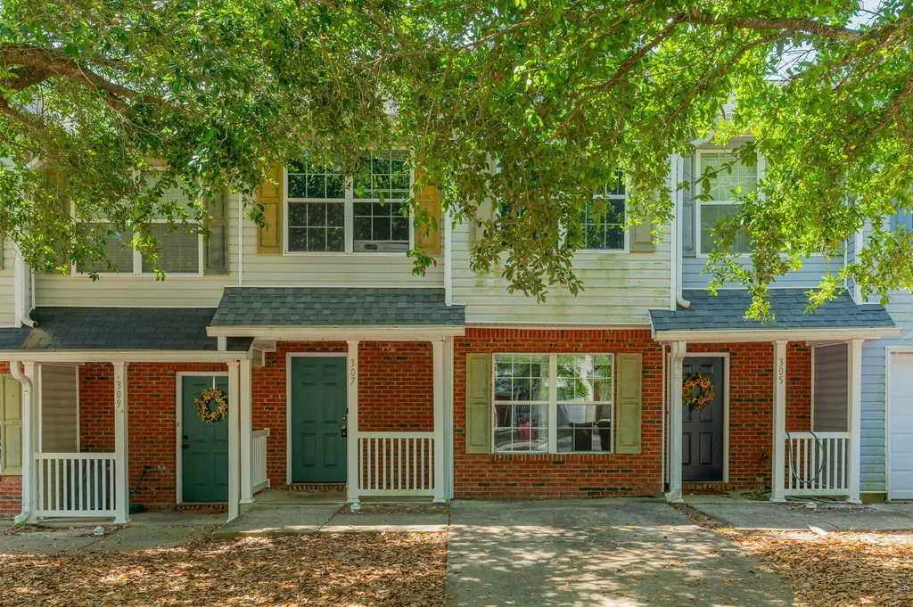 307 Crooked Pine Trail Crestview FL 32539