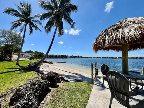 113 Lake Emerald Drive Oakland Park FL 33309