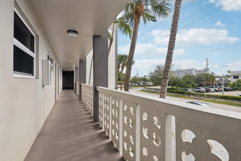 3031 NE 51st Street Fort Lauderdale FL 33308