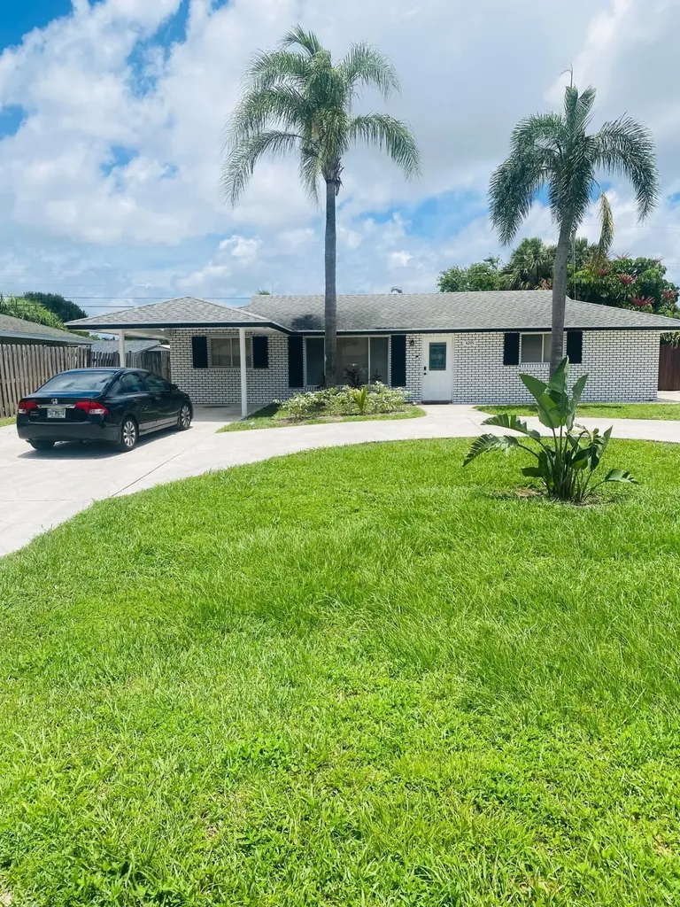 4295 Crestdale Street Palm Beach Gardens FL 33410