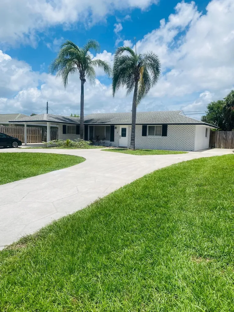 4295 Crestdale Street Palm Beach Gardens FL 33410
