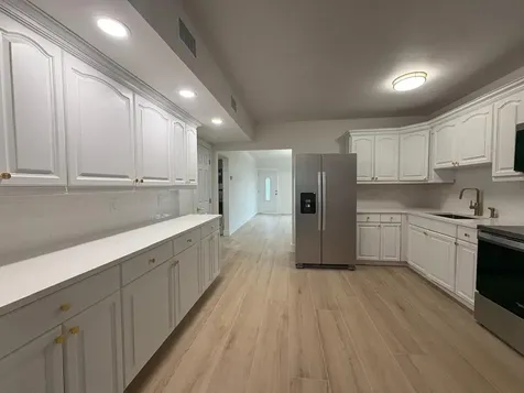 525 NE 126th Street North Miami FL 33161