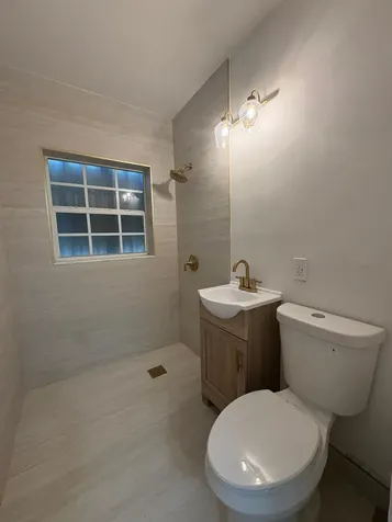 525 NE 126th Street North Miami FL 33161