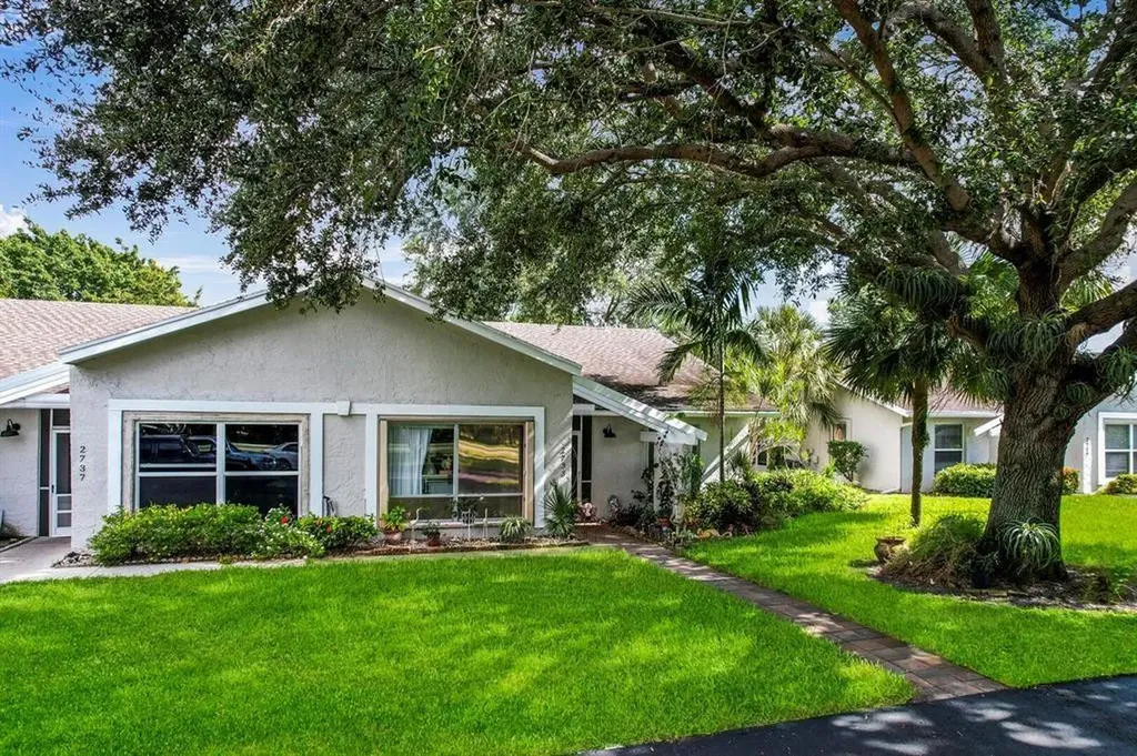 2733 Zorno Way Delray Beach FL 33445