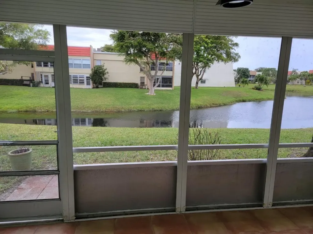 2733 Zorno Way Delray Beach FL 33445