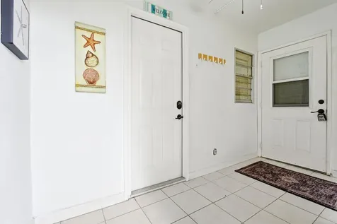 1401 N 12th Court Hollywood FL 33019