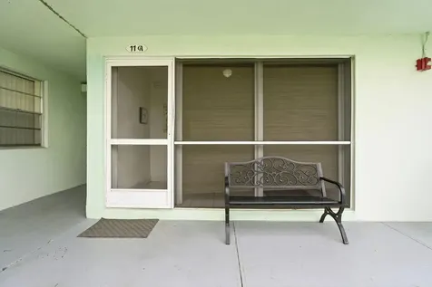 1401 N 12th Court Hollywood FL 33019