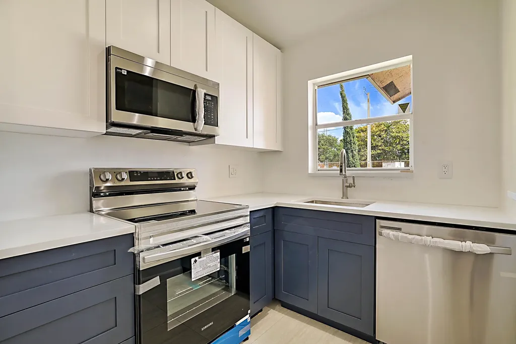 320 NE 42nd Street Boca Raton FL 33431