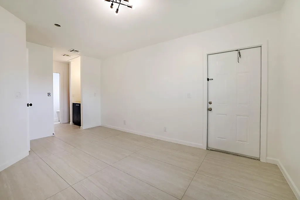 320 NE 42nd Street Boca Raton FL 33431