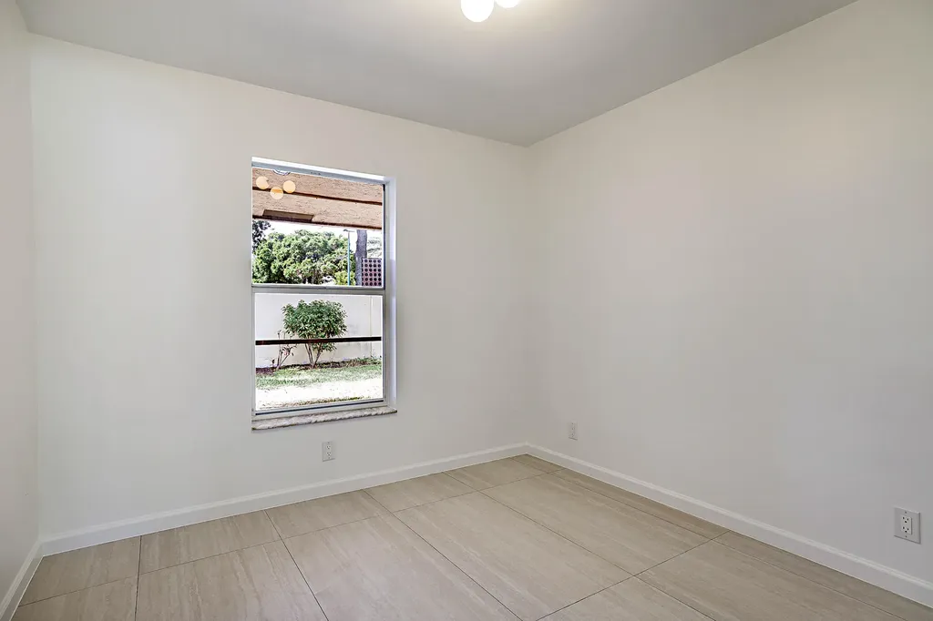 320 NE 42nd Street Boca Raton FL 33431