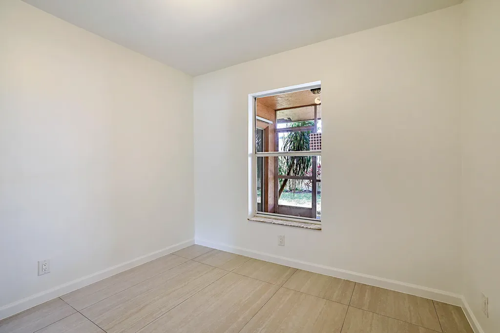 320 NE 42nd Street Boca Raton FL 33431