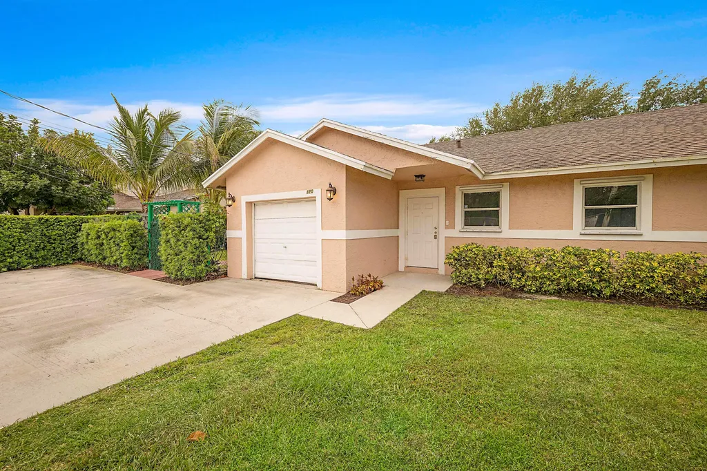 320 NE 42nd Street Boca Raton FL 33431