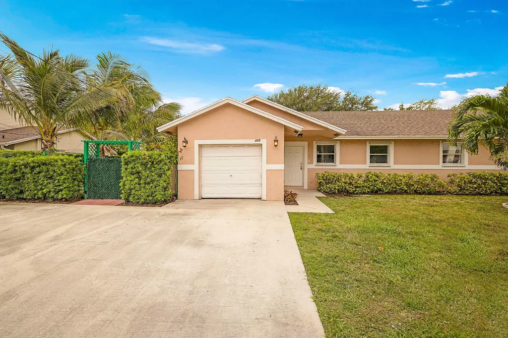320 NE 42nd Street Boca Raton FL 33431