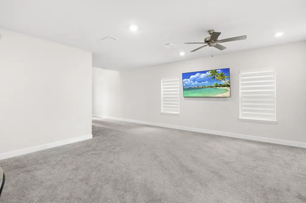 692 NE Turtleback Trail Port St Lucie FL 34983