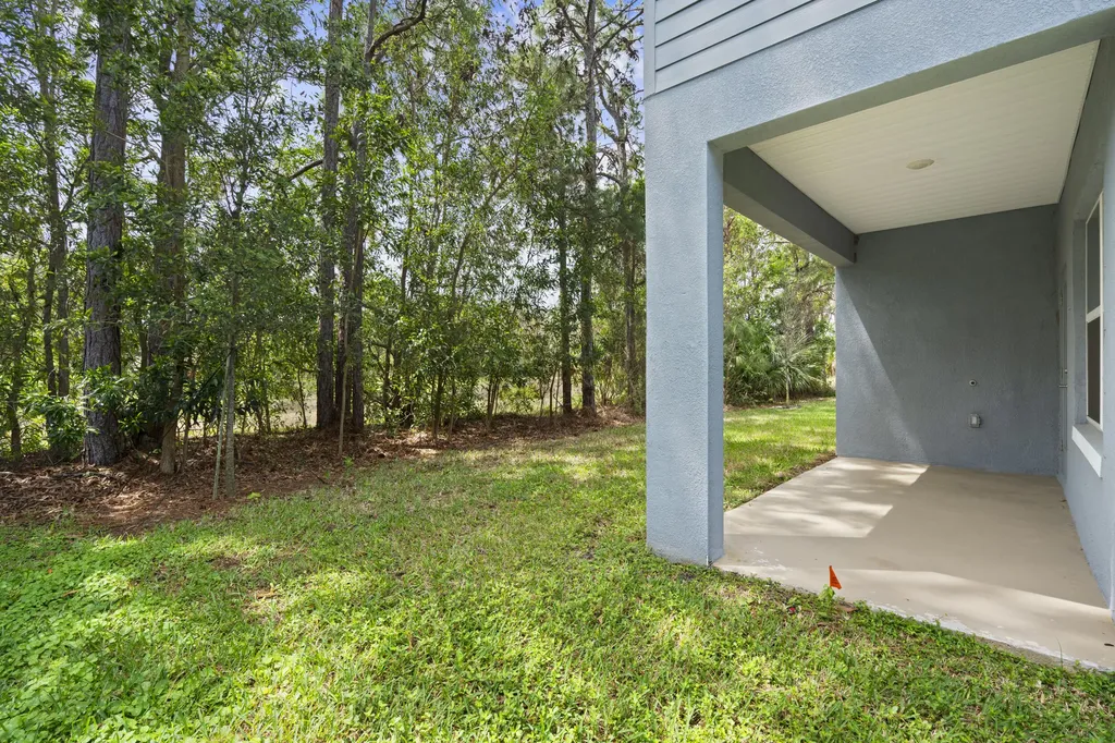 692 NE Turtleback Trail Port St Lucie FL 34983