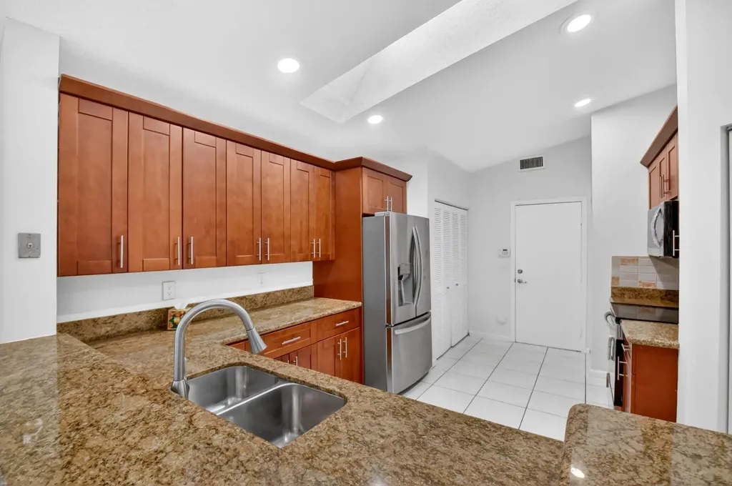 6345 Coral Reef Terrace Boynton Beach FL 33437