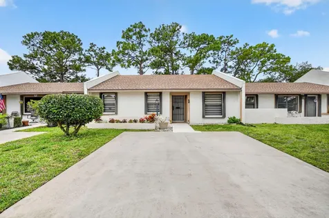 6105 Fairfield Circle Greenacres FL 33463