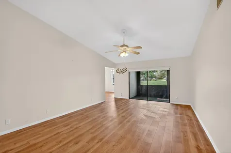 6105 Fairfield Circle Greenacres FL 33463