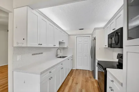 6105 Fairfield Circle Greenacres FL 33463