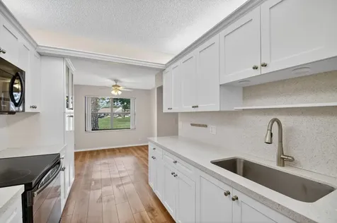 6105 Fairfield Circle Greenacres FL 33463