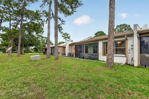 6105 Fairfield Circle Greenacres FL 33463