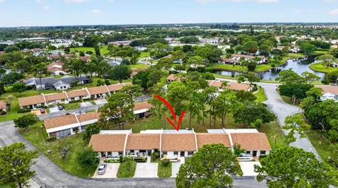6105 Fairfield Circle Greenacres FL 33463
