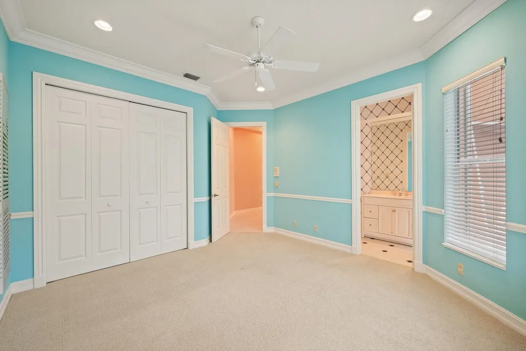 9026 Lakes Boulevard West Palm Beach FL 33412