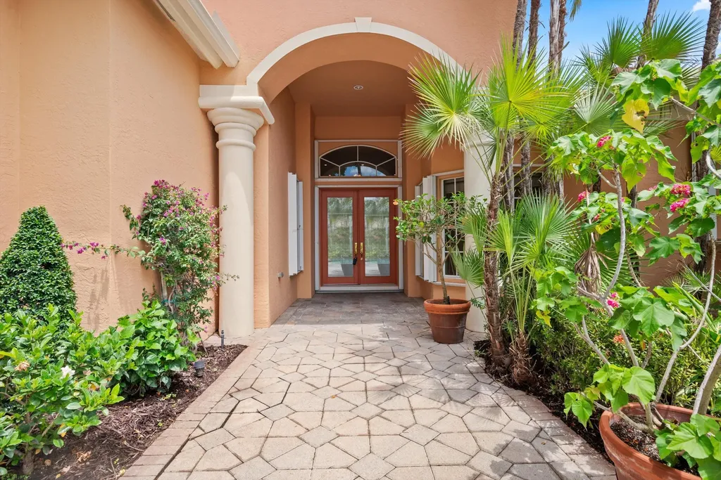 9026 Lakes Boulevard West Palm Beach FL 33412