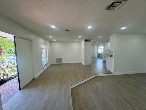 6260 SW 6th Street Margate FL 33068