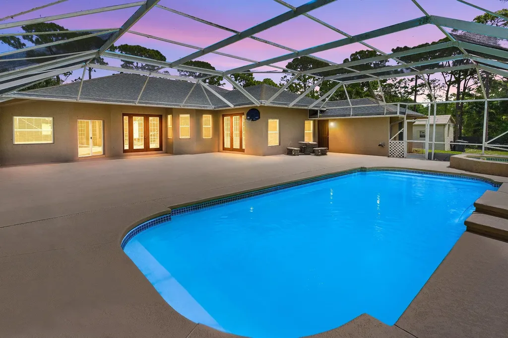 16304 68th Street N Loxahatchee FL 33470