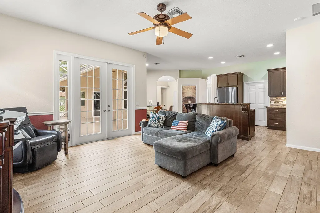 16304 68th Street N Loxahatchee FL 33470