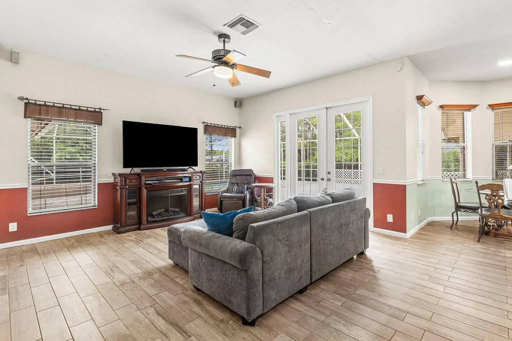 16304 68th Street N Loxahatchee FL 33470