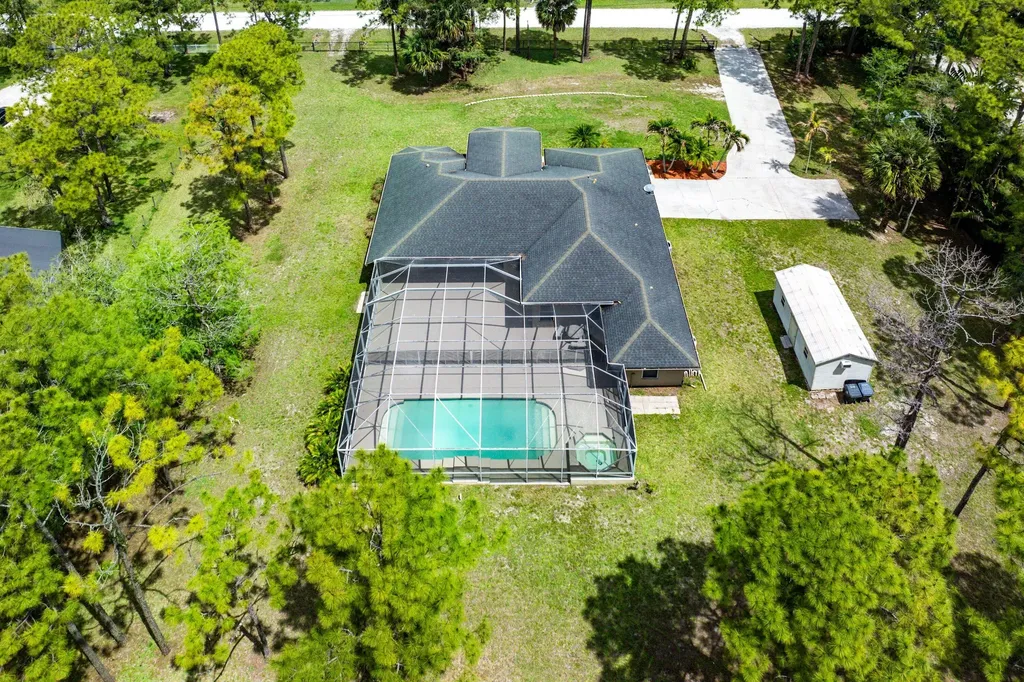 16304 68th Street N Loxahatchee FL 33470